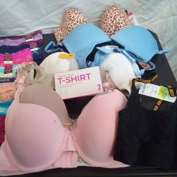 Intimates - Picture 3 of 4